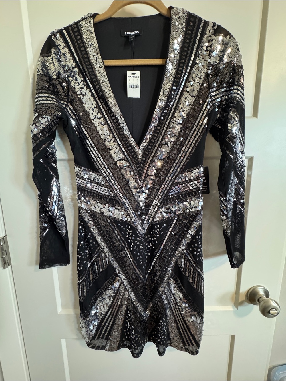 NWT Express Black and Silver Sequin Long-Sleeve V-Neck Dress